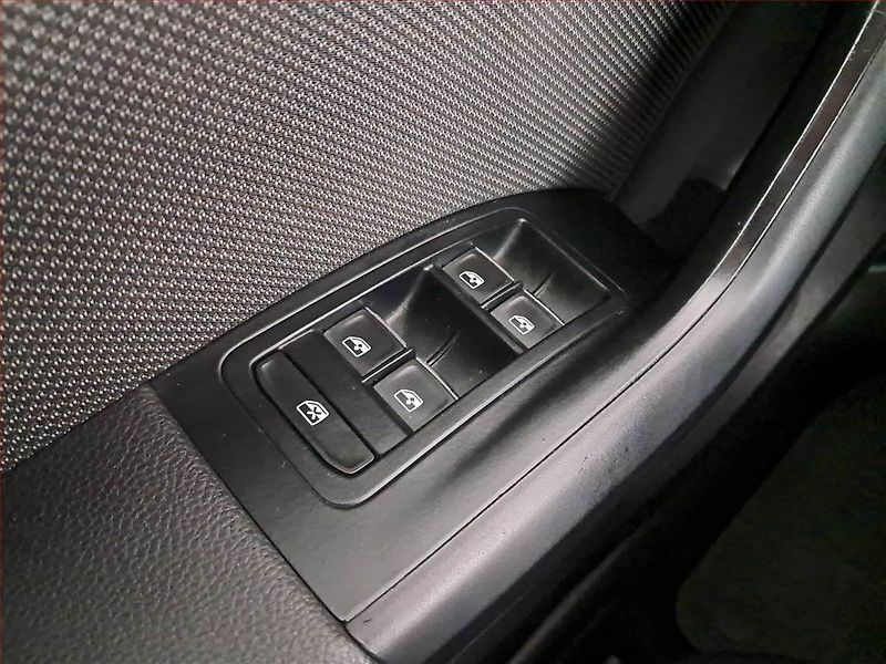 Seat Ateca (2018) 2.0 TDI, 4X4, Kůže, Navi - fotka 20 z 21