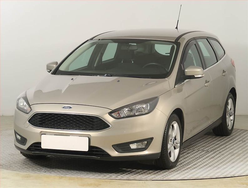 Ford Focus (2016) 1.0 EcoBoost, Vyhř. sedaček - fotka 2 z 16