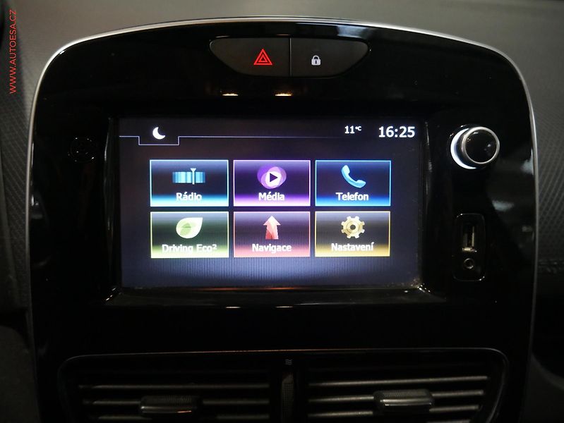 Renault Clio (2017) 1.2 TCe, Navi, TZ, park.čidla - fotka 13 z 18