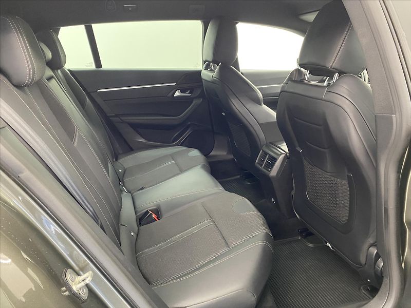 Peugeot 508 2,0 HDI SW GT line 120kW  aut. - fotka 7 z 31
