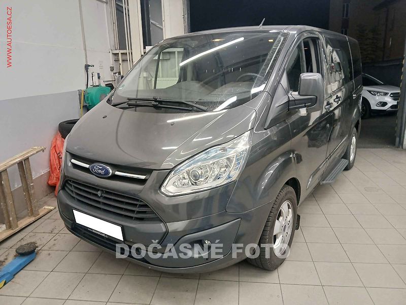 Ford Tourneo Custom (2015) 2.2TDCi, 2.maj, LIMITED - fotka 1 z 3