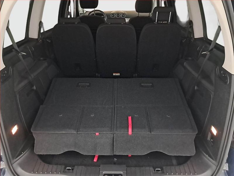 Ford Galaxy (2010) 2.0 TDCi, 7 míst - fotka 13 z 18