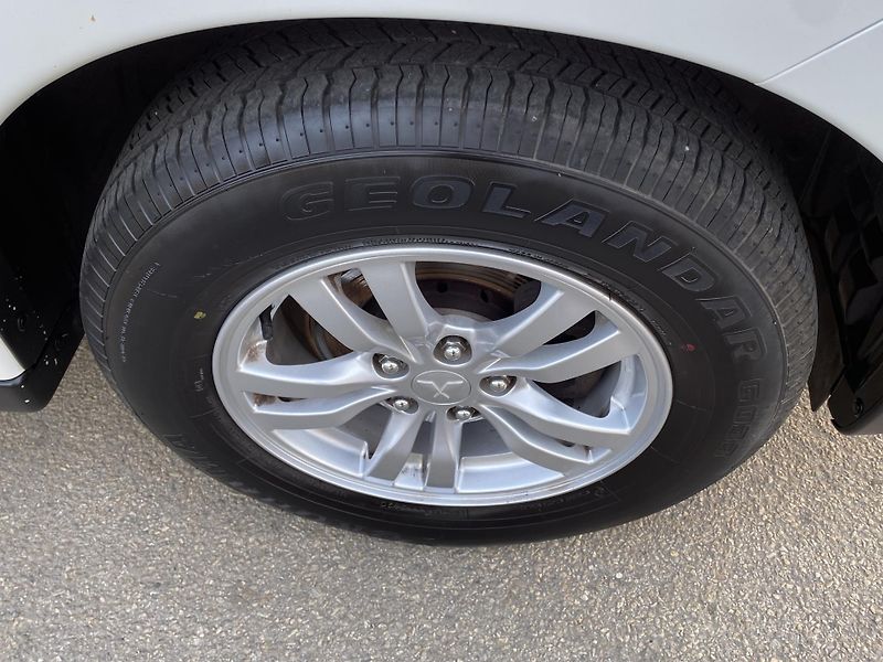 Mitsubishi Outlander (2014) 2,0i - Invite - 1 Majitel - fotka 5 z 42