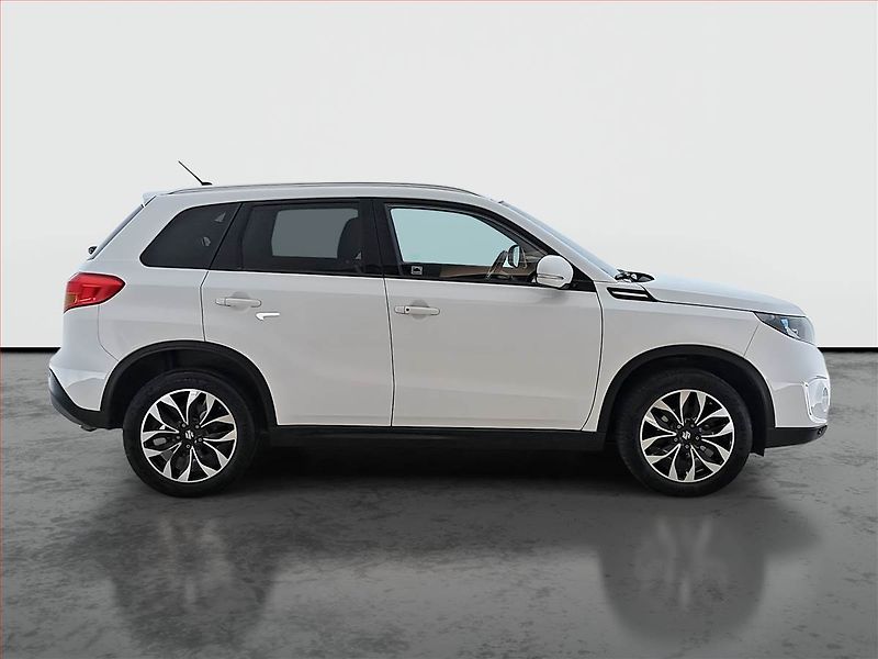 Suzuki Vitara (2015) 1.6 VVT, 4X4, ČR,1.maj - fotka 6 z 18