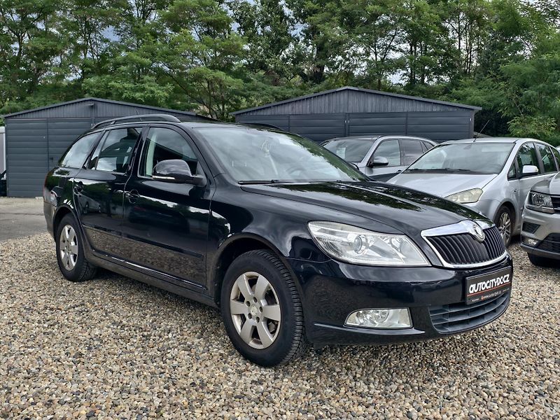 Škoda Octavia KOMBI 1.6 TDi 77kW VÝHŘEVY PDC - fotka 1 z 18