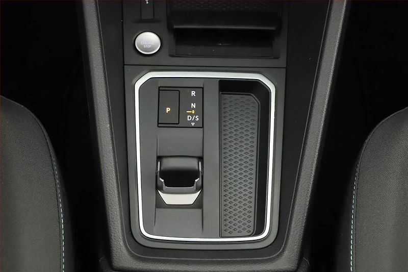Ford Tourneo Connect (2025) Maxi 2.0 EcoBlue - fotka 12 z 24