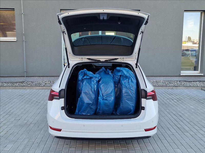 Škoda Octavia 2.0TDI,původ ČR,1.Majitel - fotka 41 z 50