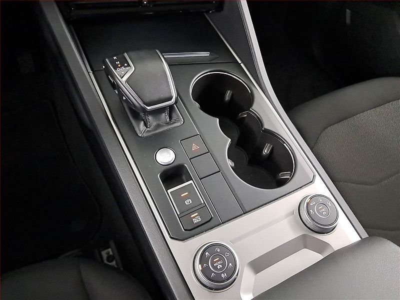 Volkswagen Touareg (2022) 3.0 TDI - fotka 13 z 22
