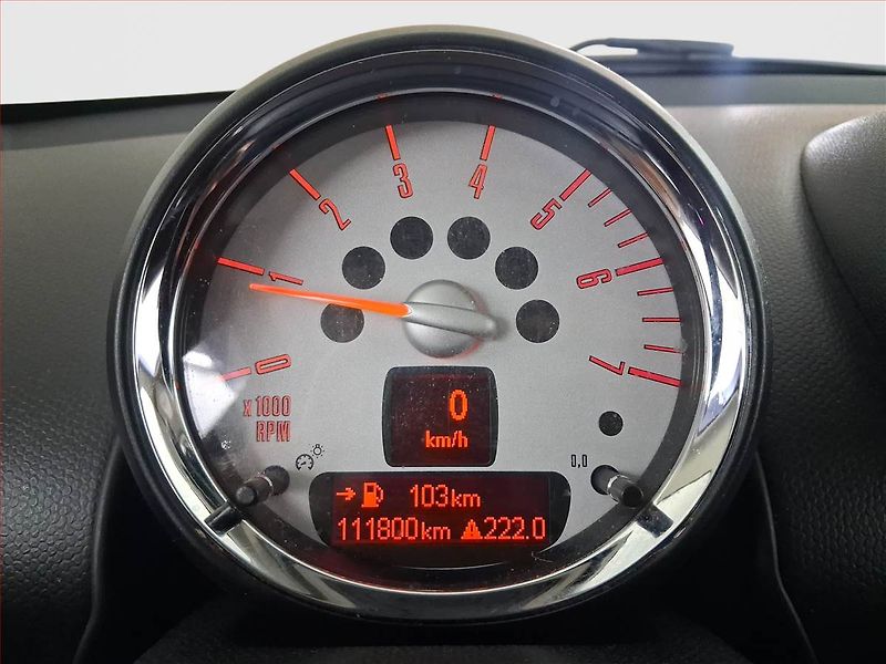 Mini Countryman (2012) Cooper D, Tempomat - fotka 11 z 15