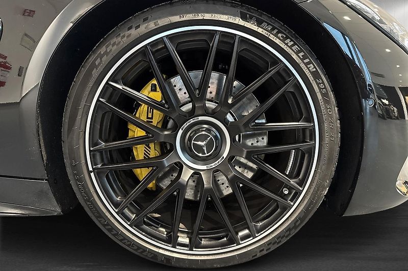 Mercedes-Benz AMG GT 63 4M+ AMG Premium+ HuD Pano - fotka 9 z 18