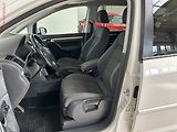 Volkswagen Touran (2010) 1.4 TSi, Highline - náhled 9