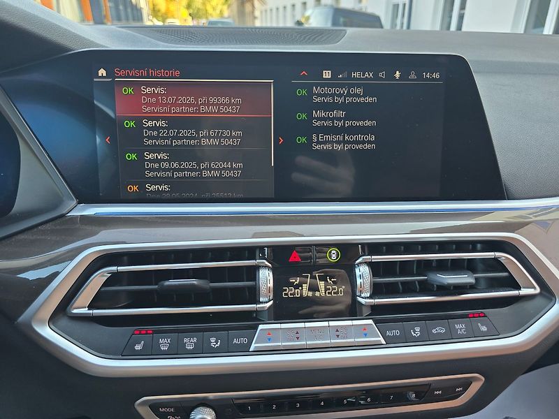 BMW X5 xDrive45e 290kW VIRTUAL KŮŽE - fotka 23 z 40