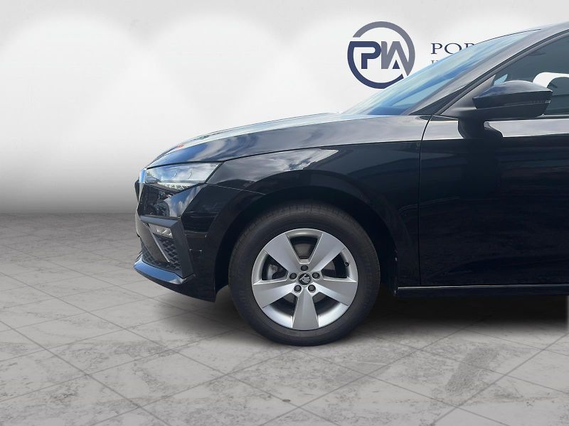 Škoda Scala 1.0TSi Selection 85kW - fotka 11 z 22