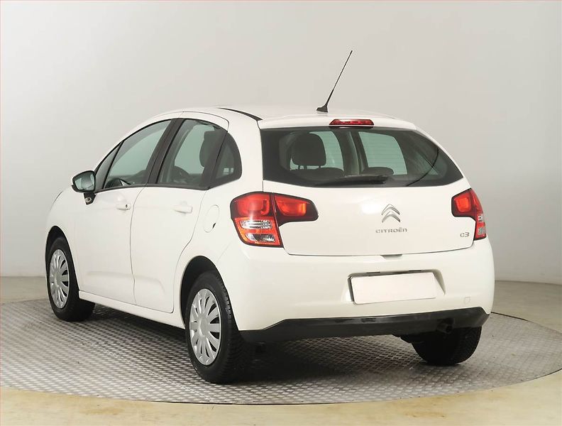 Citroën C3 (2012) 1.4 i, nová STK, jezdí výborně - fotka 4 z 16