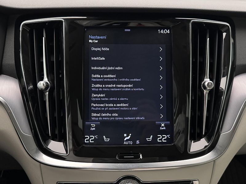Volvo V60 CC D4 AWD MOMENTUM POLESTAR  - fotka 35 z 40