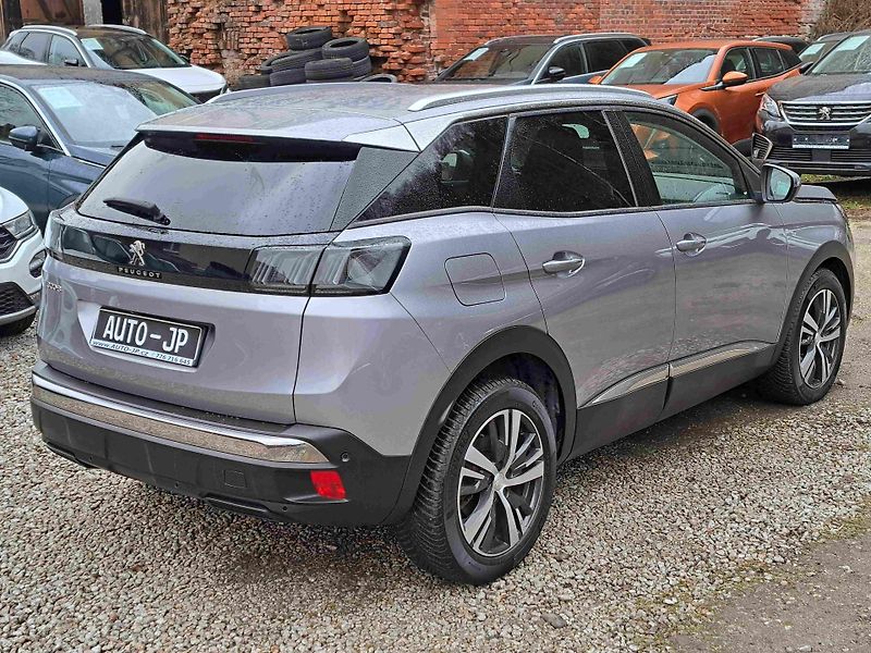 Peugeot 3008 (2021) 1,2 PT ALLURE LED ALU PDC NAVI - fotka 3 z 23
