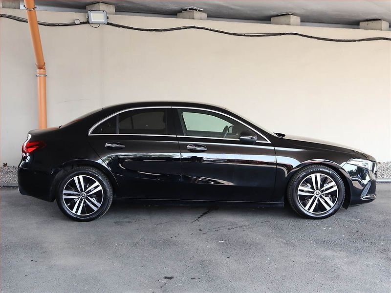 Mercedes-Benz Třídy A (2020) A 180 - fotka 6 z 22