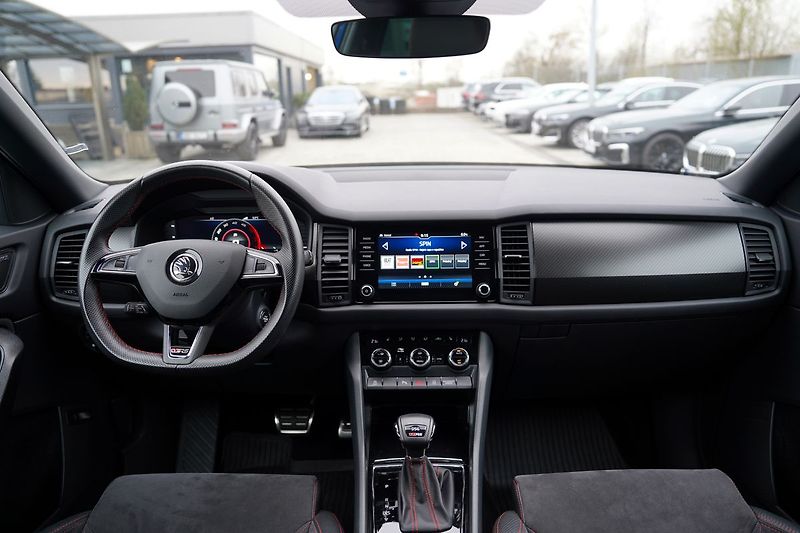 Škoda Kodiaq RS 2.0 TDI DSG 4x4/176 Kw - fotka 28 z 49
