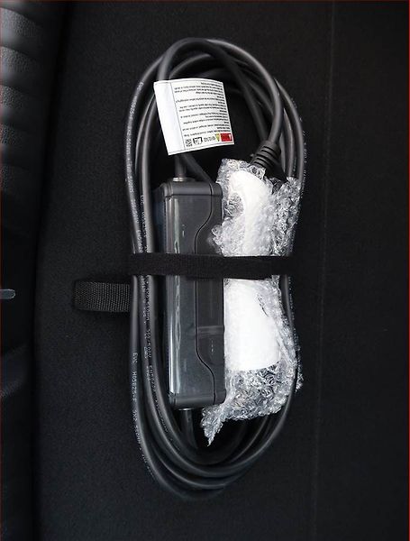 Kia XCeed (2025) Plug-in-Hybrid, DPH, Navigace - fotka 15 z 17