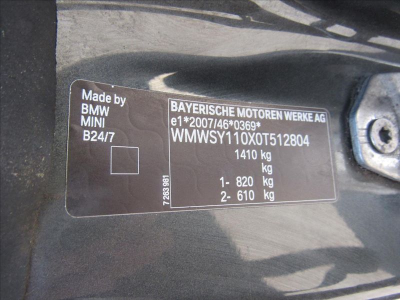 Mini Cooper 1,6 i 90kW Roadster Cabrio - fotka 30 z 43