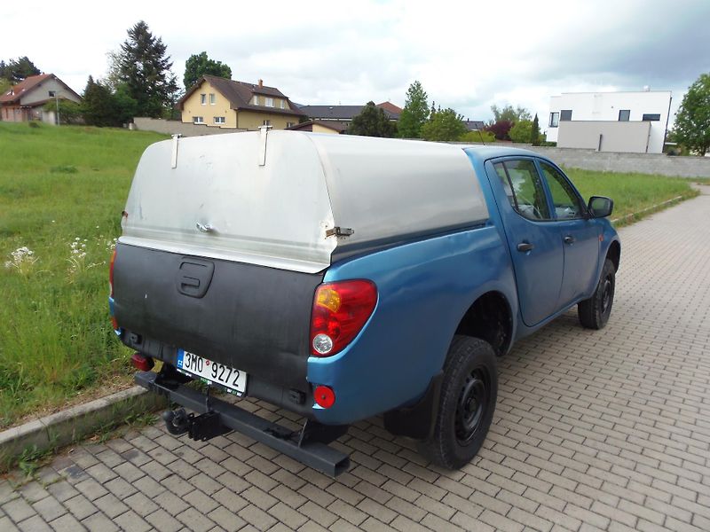 Mitsubishi L200 (2007) 2.5 TD 4x4 uzávěrka tažné 2.7t - fotka 5 z 24