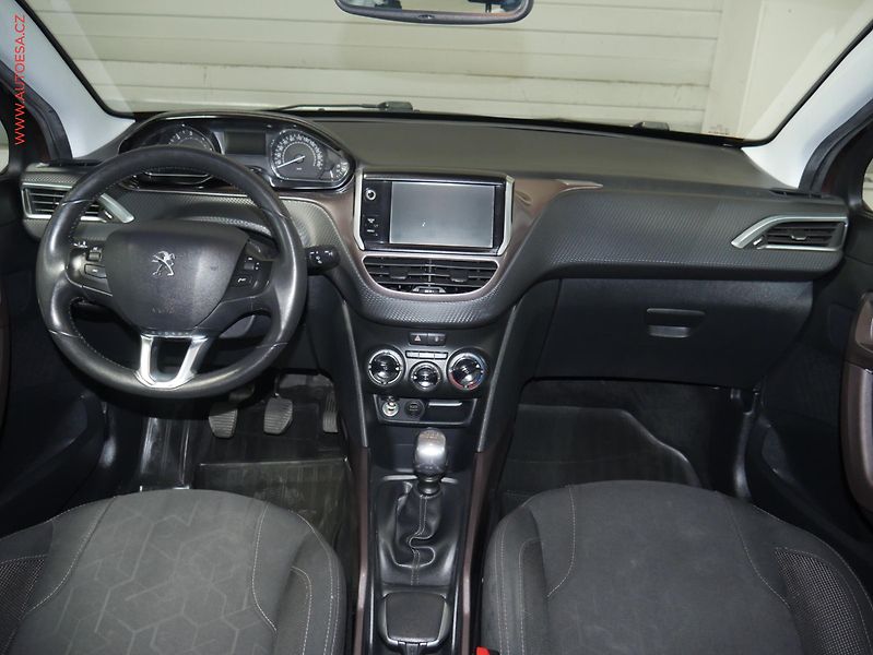 Peugeot 2008 (2014) 1.6 HDI, ČR, servis.kniha, AC - fotka 8 z 19