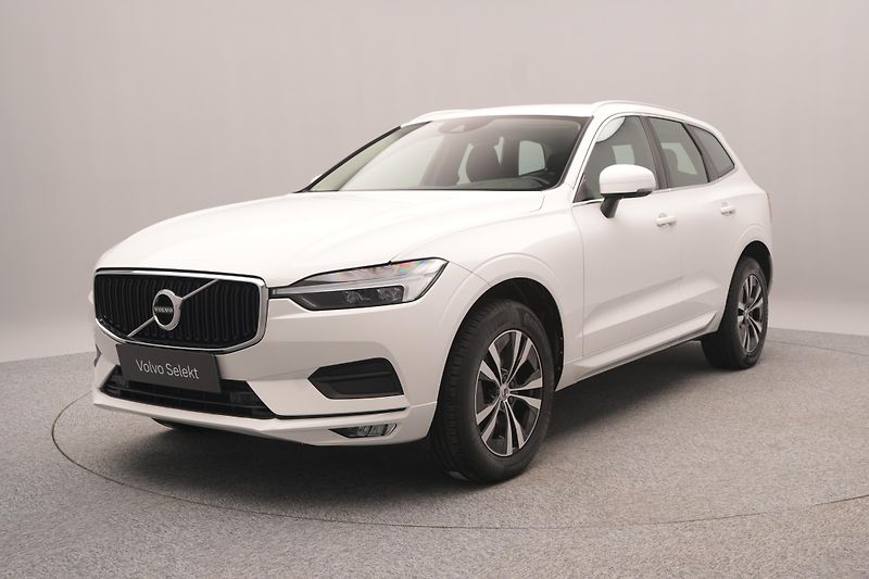 Volvo XC60 B4 AWD MOMENTUM AUT REZERVACE - fotografie inzerátu