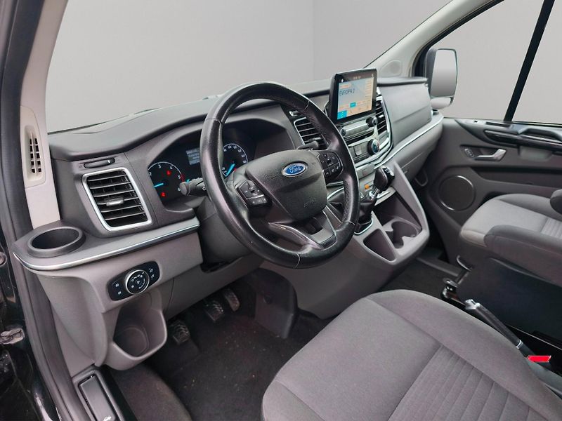 Ford Tourneo Custom (2019) 2.0 96kW, ČR, L2, TZ, nezávisl - fotka 20 z 24