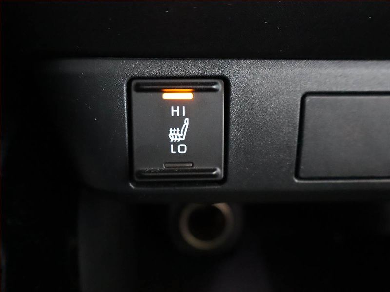 Toyota Yaris (2025) Style 1.5 VVT-i Hybrid - fotka 16 z 26