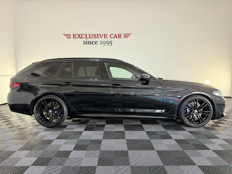 BMW Řada 5 530d xDrive M-Sport Laser FCL - fotka 3 z 48