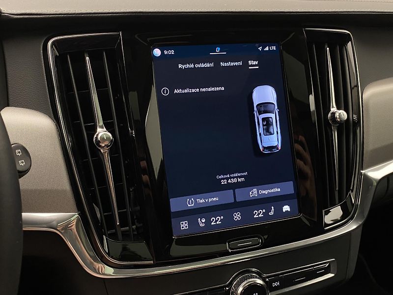 Volvo V90 T8 AWD RECHARGE DARK PLUS AUT - fotka 61 z 65