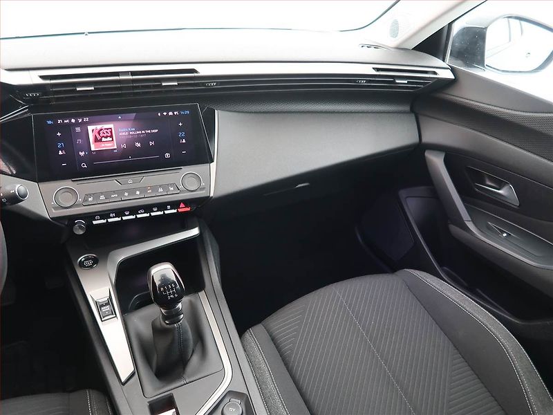 Peugeot 308 (2024) 1.2 PureTech, Serv.kniha - fotka 8 z 17