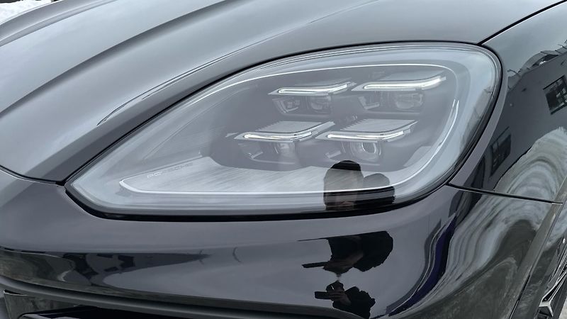 Porsche Cayenne E-Hybrid - fotka 13 z 25