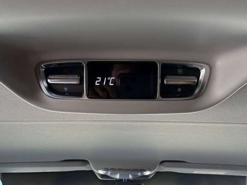 Mercedes-Benz Třídy V (2024) 250 d / Style / L - fotka 27 z 29