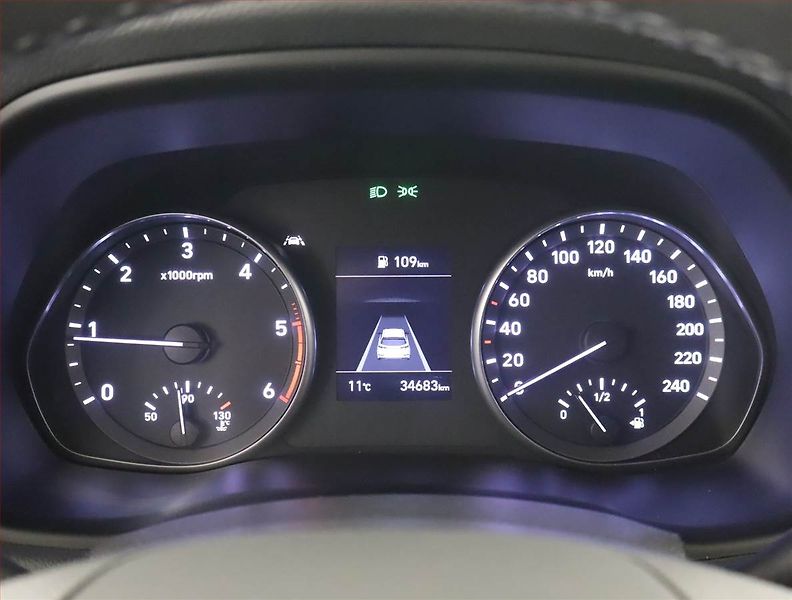 Hyundai i30 (2021) Comfort 1.6 CRDi, Serv.kniha - fotka 11 z 19