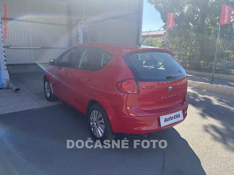 Seat Altea (2009) 1.4 16V, 2.maj,ČR, STK8/28 - fotka 2 z 3