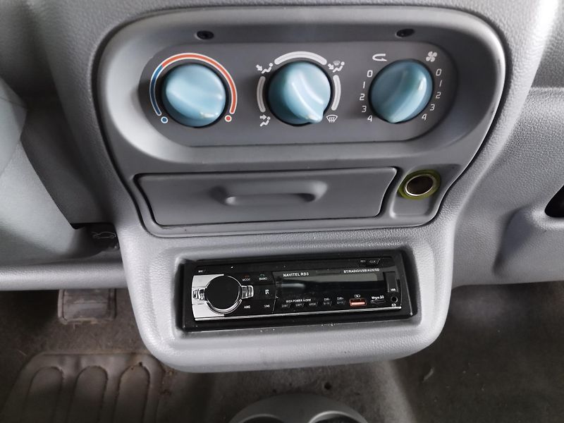 Renault Twingo (2005) 1,2i 43KW automat super cena - fotka 15 z 16