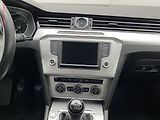 Volkswagen Passat (2015) 2.0 TDi, Comfortline, navi - náhled 12