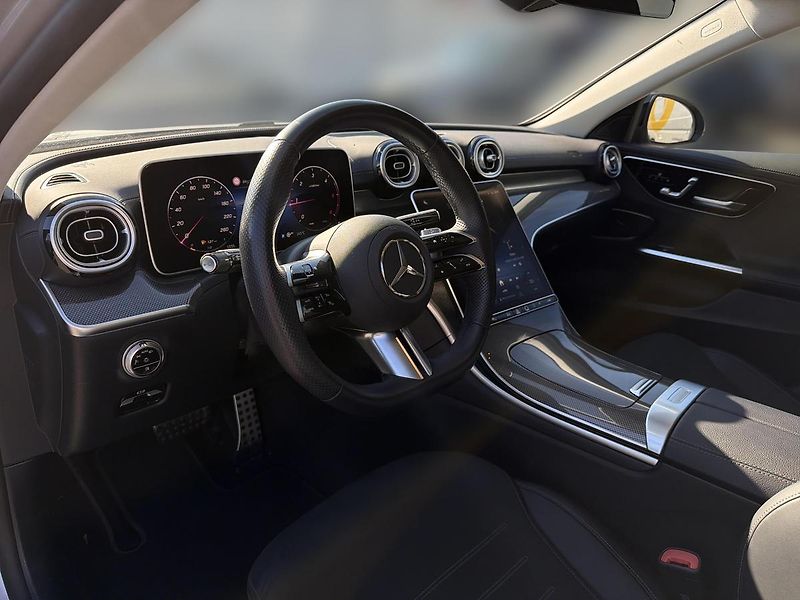 Mercedes-Benz Třídy C C 220d 4M Kombi - fotka 9 z 17