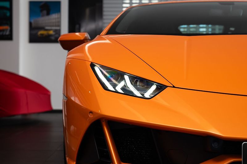 Lamborghini Huracán EVO coupé /LIFT/Sensonum/PPF - fotka 22 z 23