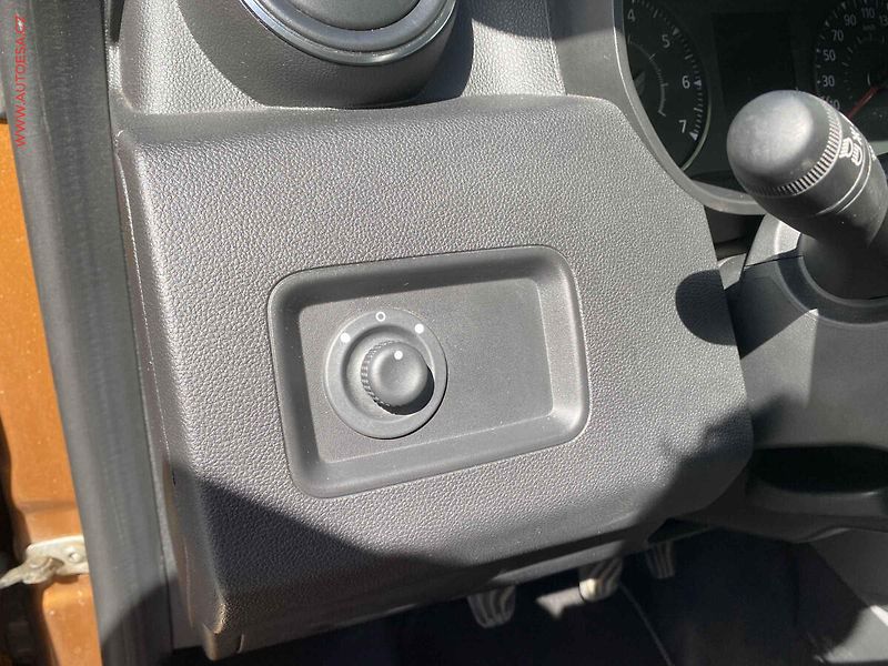 Dacia Duster (2019) 1.6 SCe, Prestige, kamera - fotka 15 z 19