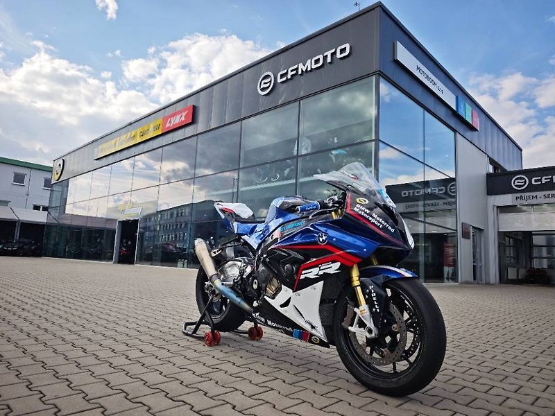 BMW S 1000 RR (2015) kompletní okruhová úprava, SPZ - fotka 1 z 20