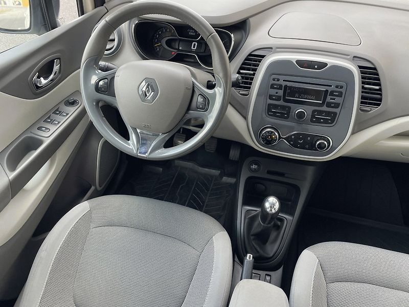 Renault Captur (2015) ZEN ,09TCe 90k - fotka 12 z 18