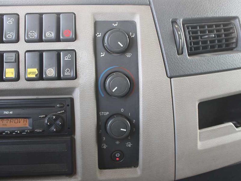 Volvo FE S 320 62R, 6x2, HÁKOVÝ NOSIČ K - fotka 14 z 20