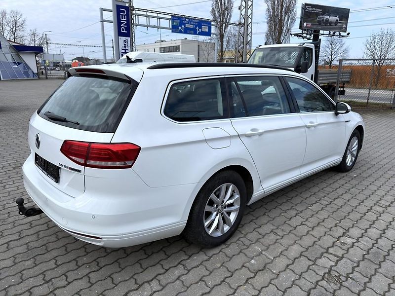 Volkswagen Passat 2.0 TDI 110 kW 4x4 navigace - fotka 5 z 24