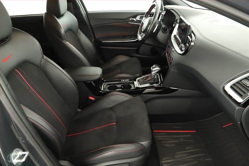 Kia Pro_Ceed (2022) GT 1.6 T-GDI - fotka 7 z 19