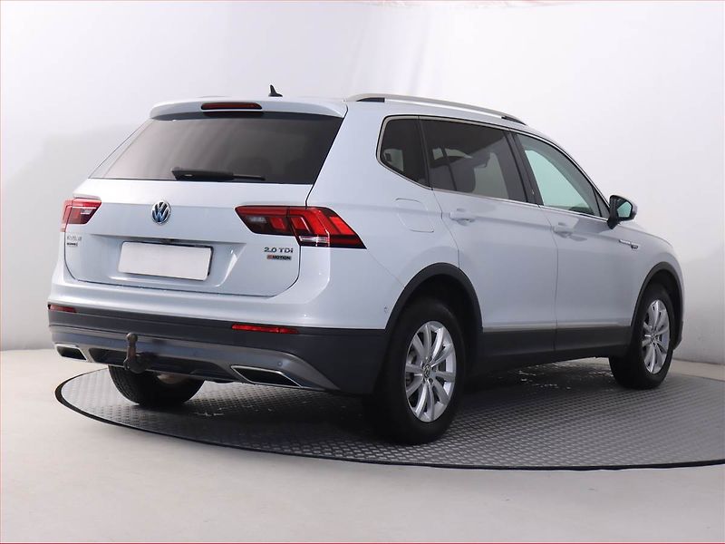 Volkswagen Tiguan Allspace (2018) 2.0 TDI - fotka 5 z 24