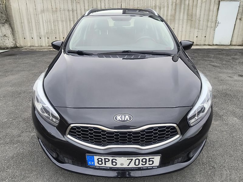 Kia Ceed (2013) 1.6 GDI 99KW/VYHŘ.VOLANT+SEDAD - fotografie inzerátu