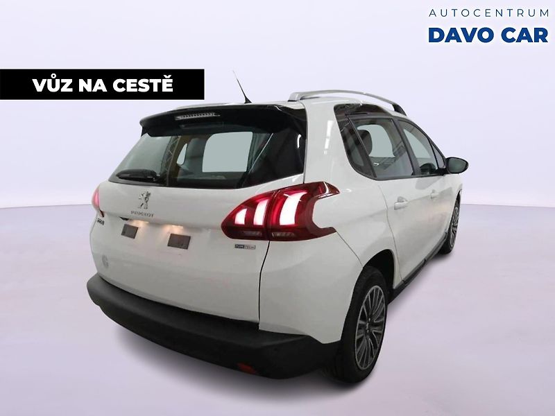Peugeot 2008 1.2 PureTech 60kW Klima - fotka 3 z 16