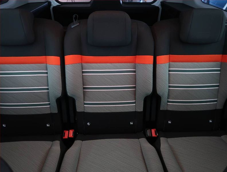 Citroën Berlingo (2020) Maxi Feel 1.5 BlueHDi, 5Míst - fotka 10 z 16